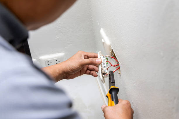 Best Electrical Outlet Repair  in Deland Southwest, FL